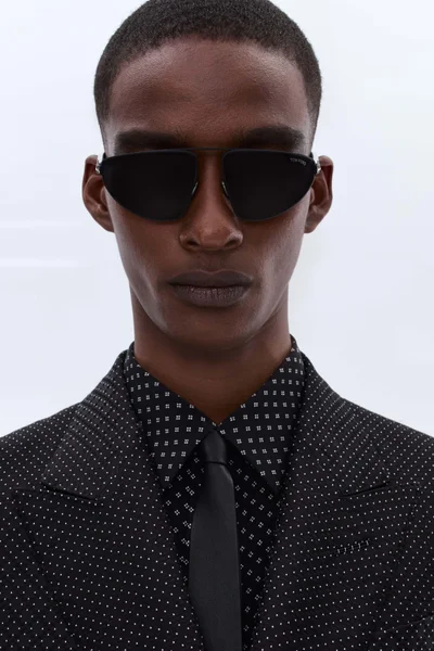 Look 2